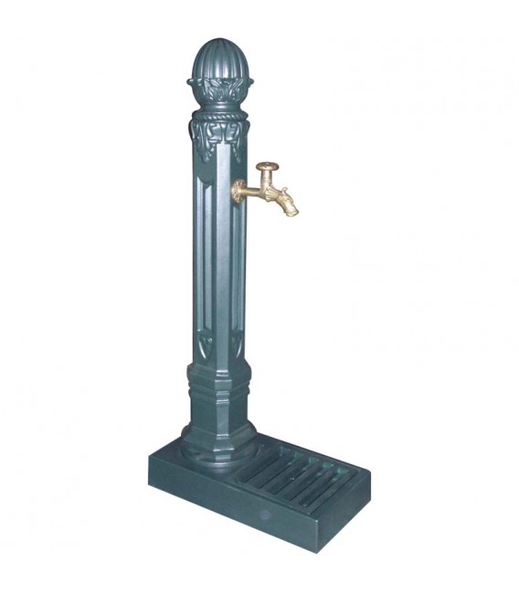 Fontaine Borne en fonte